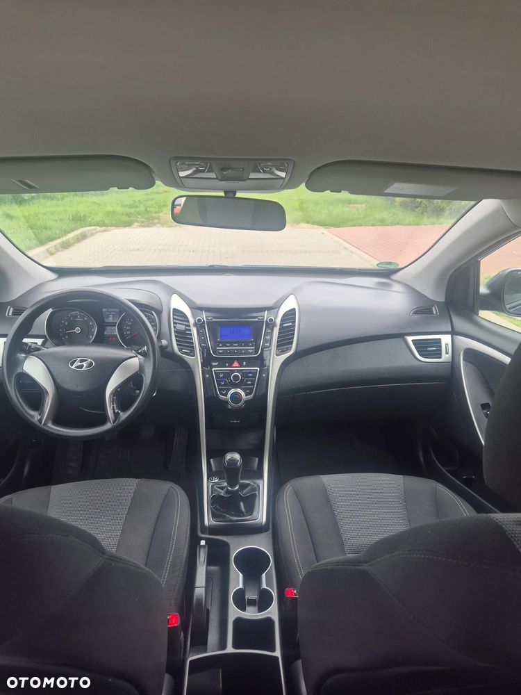 Hyundai i30 1.4 Classic + - 13