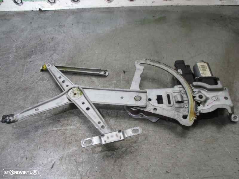 ELEVADOR DE VIDRO FRONTAL ESQUERDO OPEL CORSA C 2005 -13173073 - 3