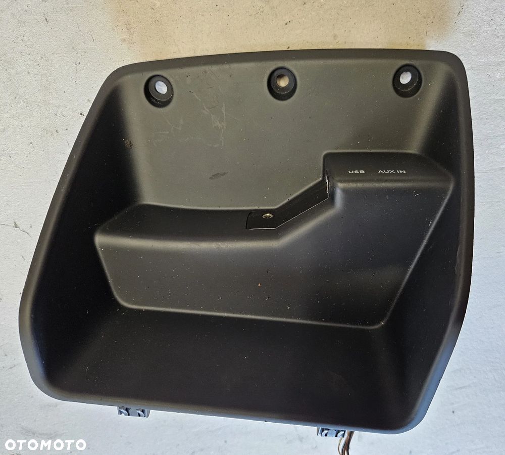Seat Ibiza 6J IV 4 gniazdo USB AUX 6J0035342E - 2