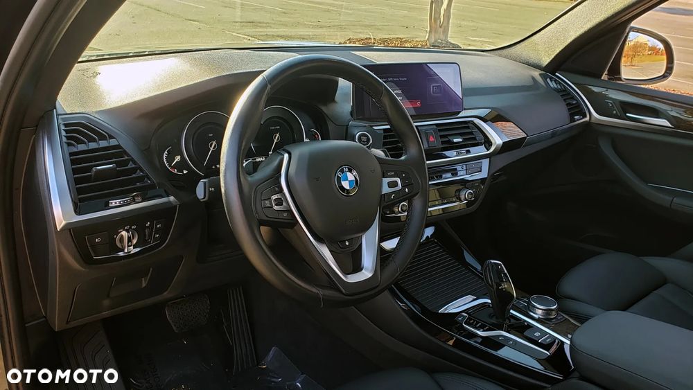 BMW X3 - 16