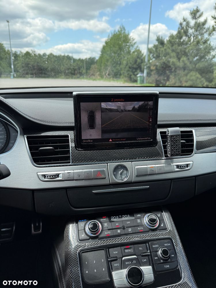 Audi S8 - 9