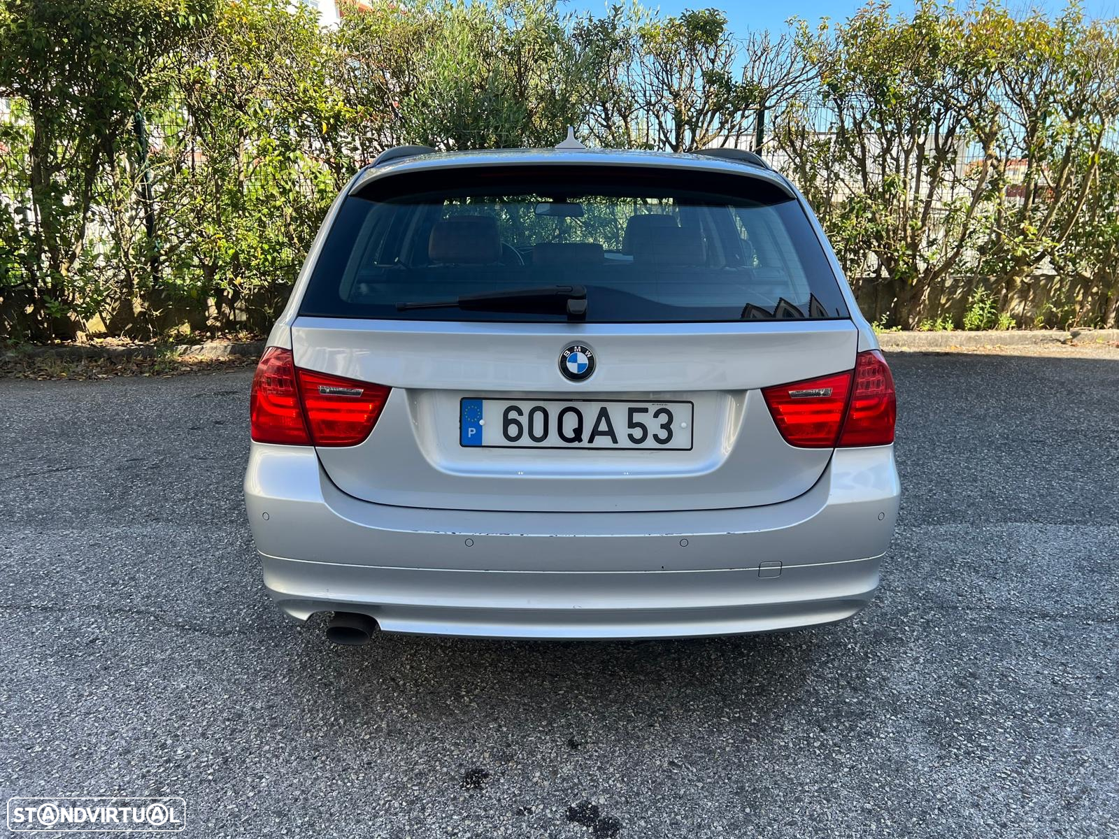 BMW 318 d Touring - 9