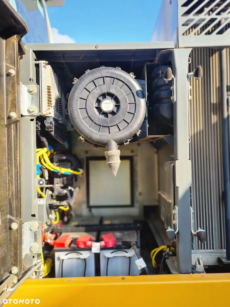 Liebherr R 930 LC  /936/934/330/336/290/360 - 14