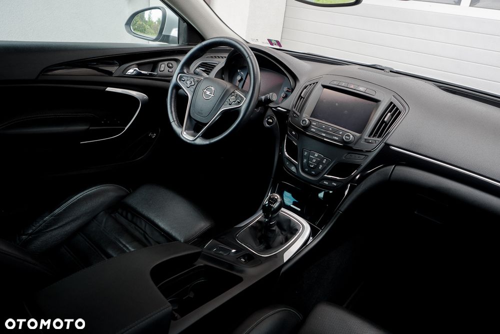 Opel Insignia 1.6 T Cosmo S&S - 34