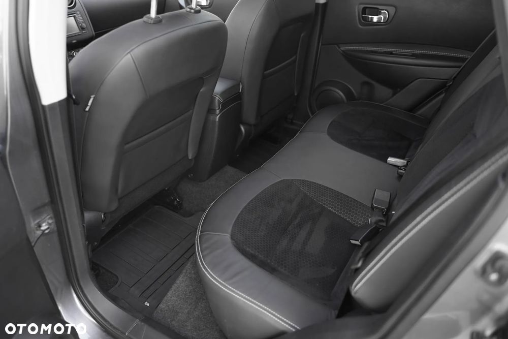 Nissan Qashqai 2.0 360 - 9