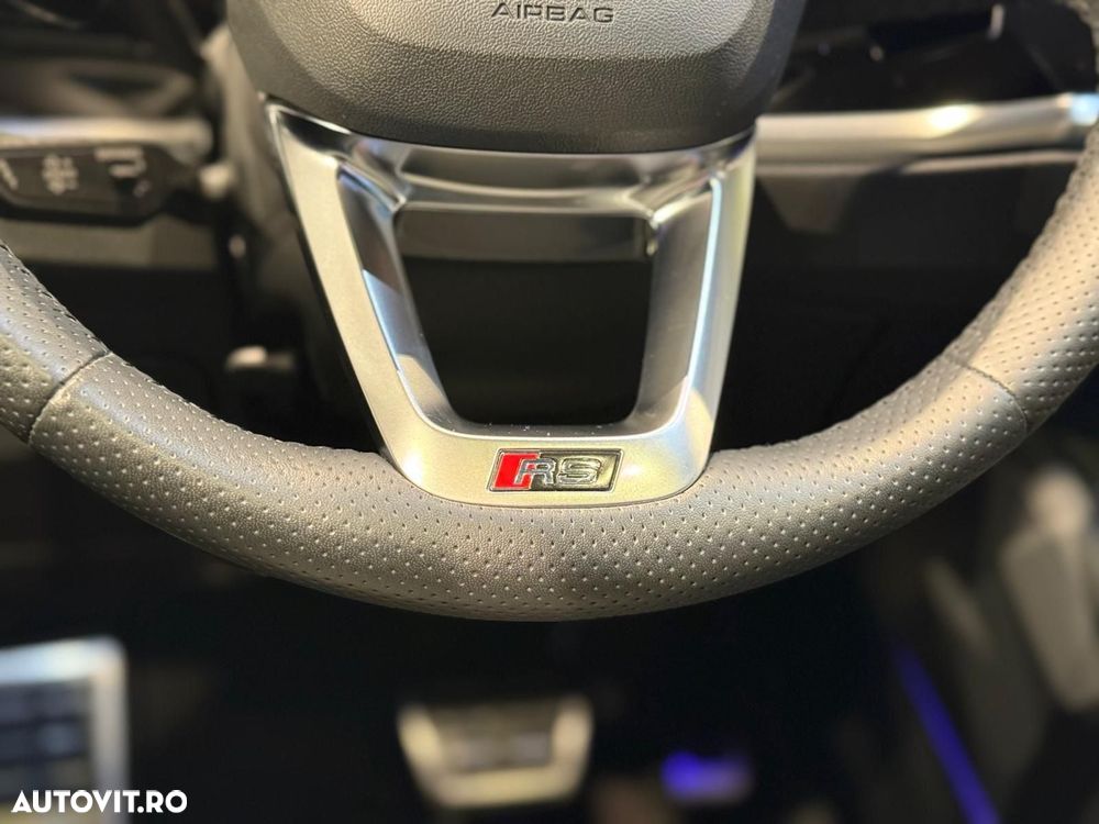 Audi RS Q3 RSQ3 2.5 TFSI quattro S tronic - 25