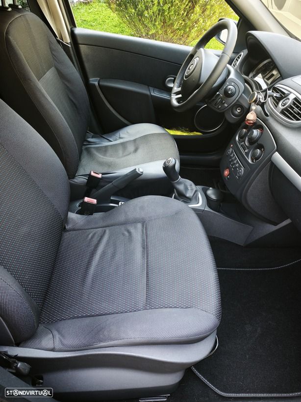 Renault Clio Break 1.5 dCi Dynamique - 21