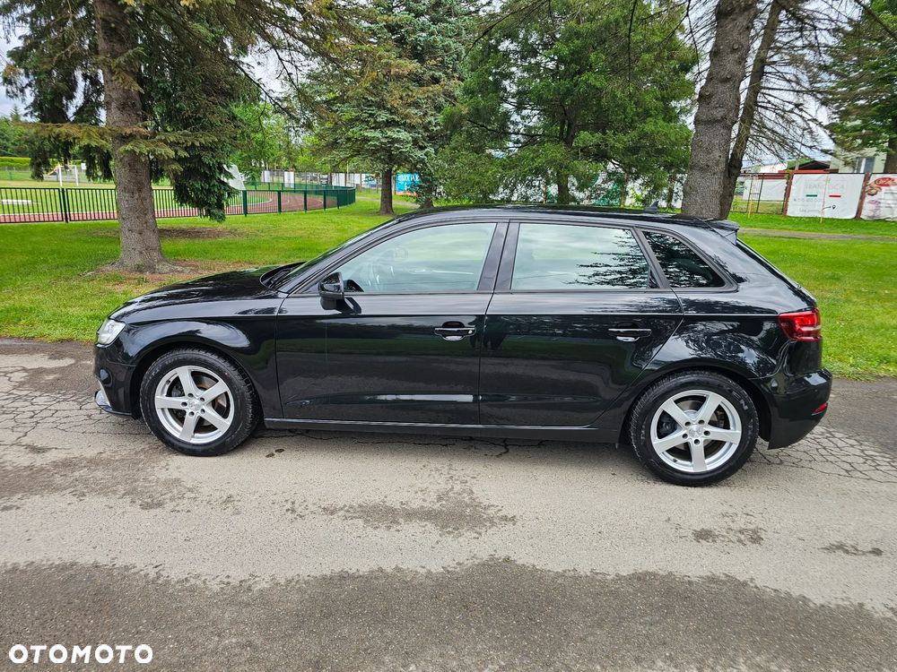 Audi A3 Sportback 2.0 TDI Ambiente - 15