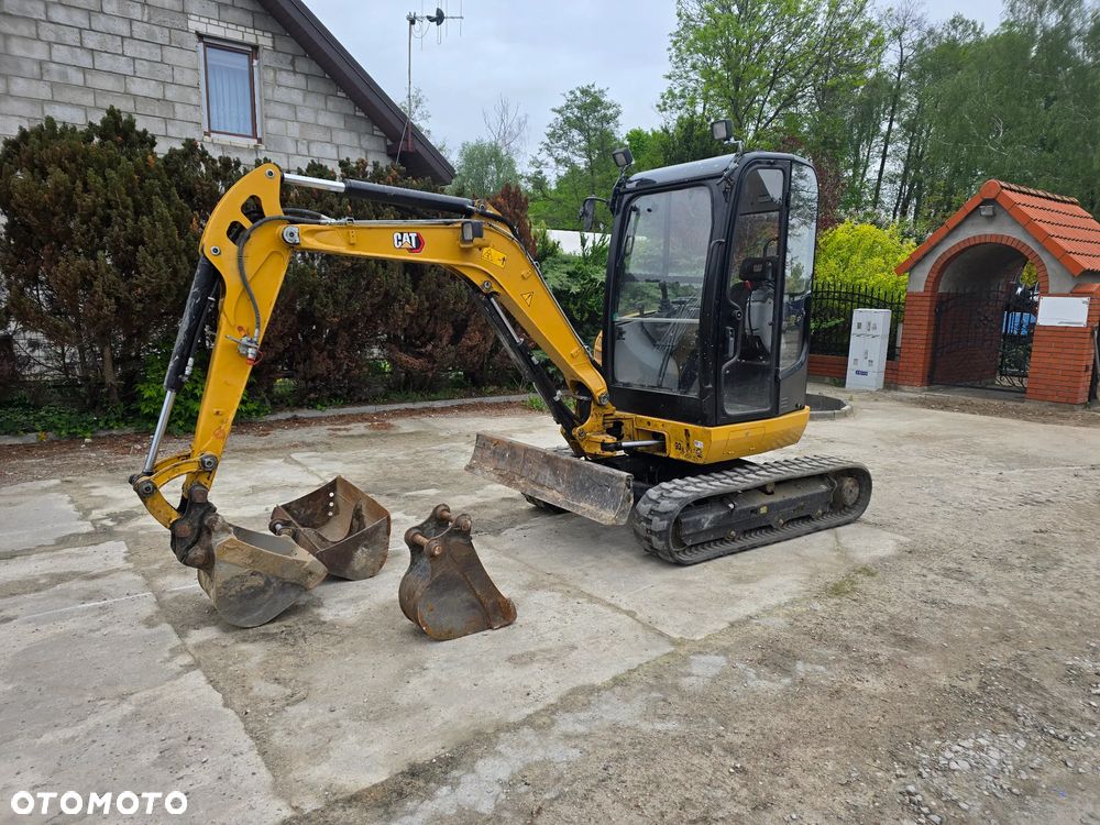 Caterpillar CAT 302.7 - 9