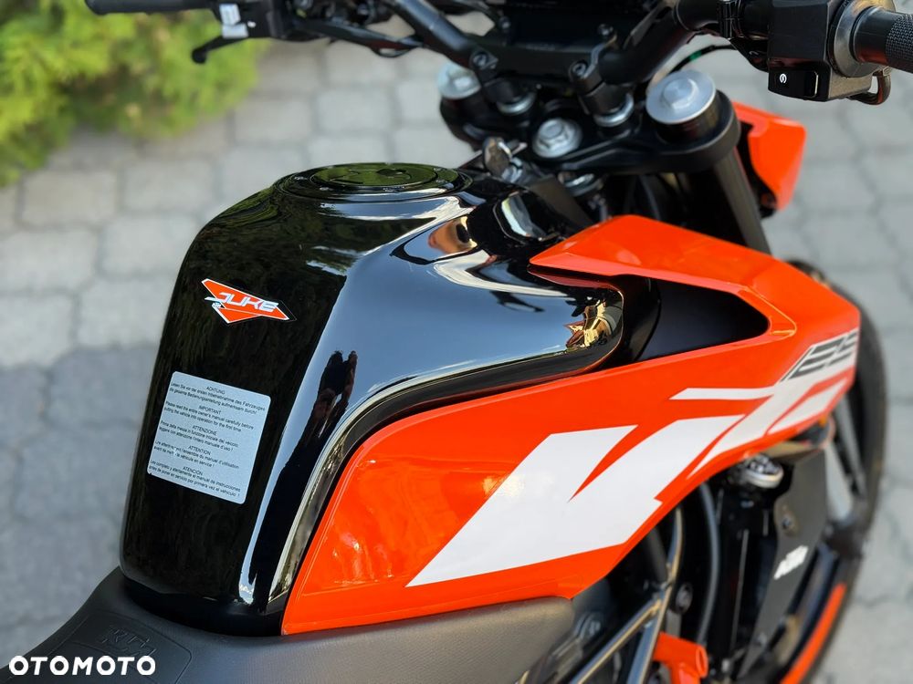 KTM Duke - 21