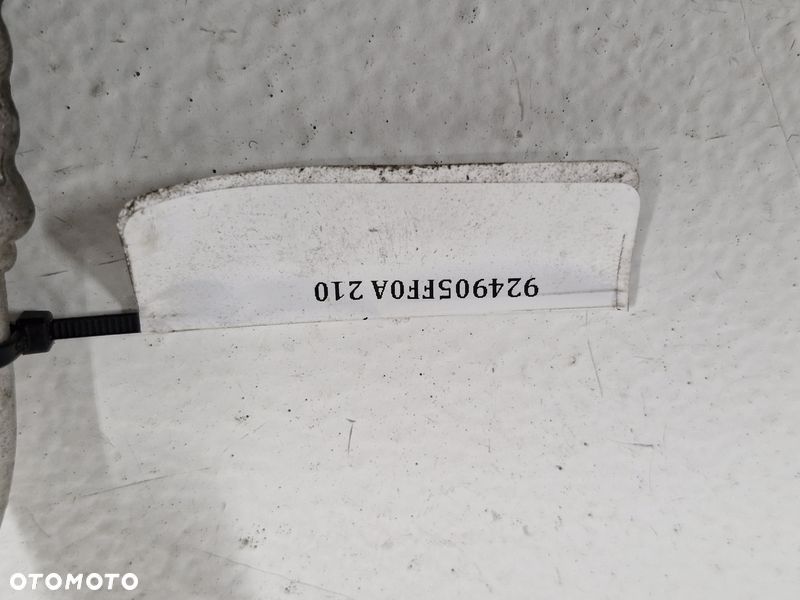 NISSAN MICRA K14 0.9 B PRZEWÓD RURKA WĄŻ KLIMATYZACJI 924905FF0A - 8