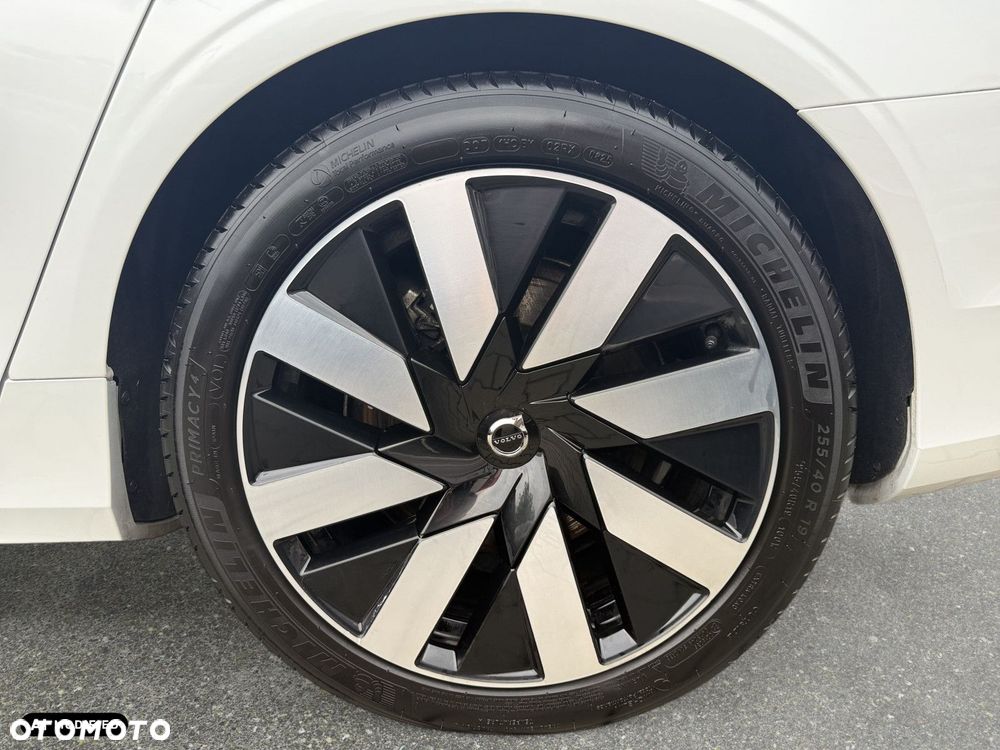 Volvo V90 - 17
