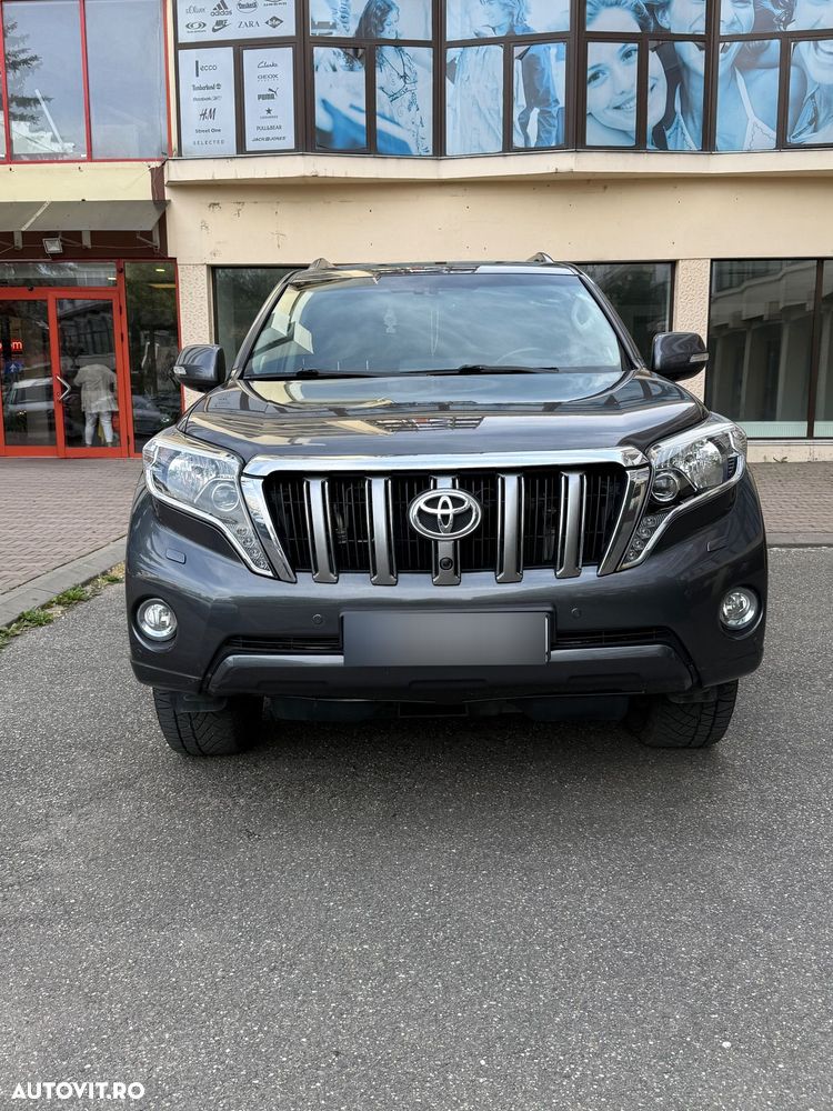 Toyota Land Cruiser 2.8l Turbo D-4D AVS Aut. Luxury - 2