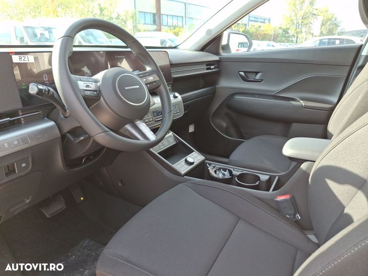 Hyundai KONA - 11