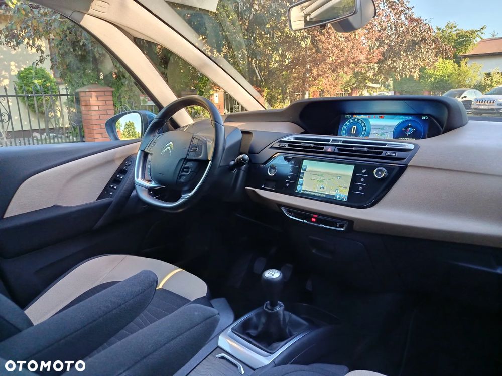 Citroën C4 Picasso 1.2 PureTech Shine S&S - 16