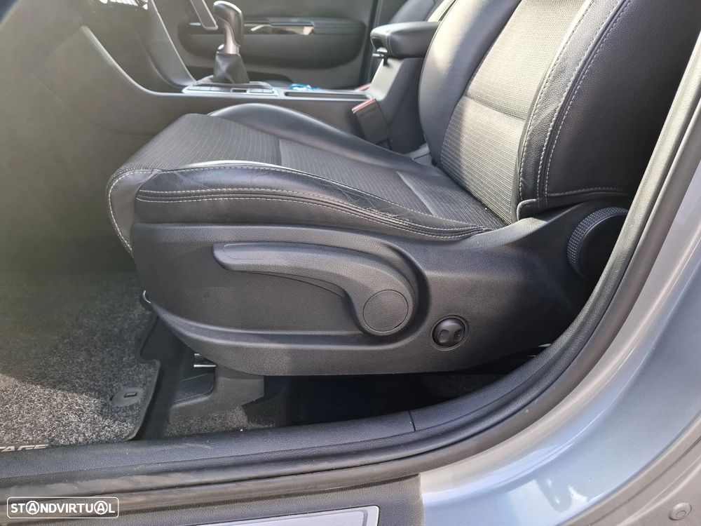 Kia Sportage 1.6 CRDI ISG TX - 13