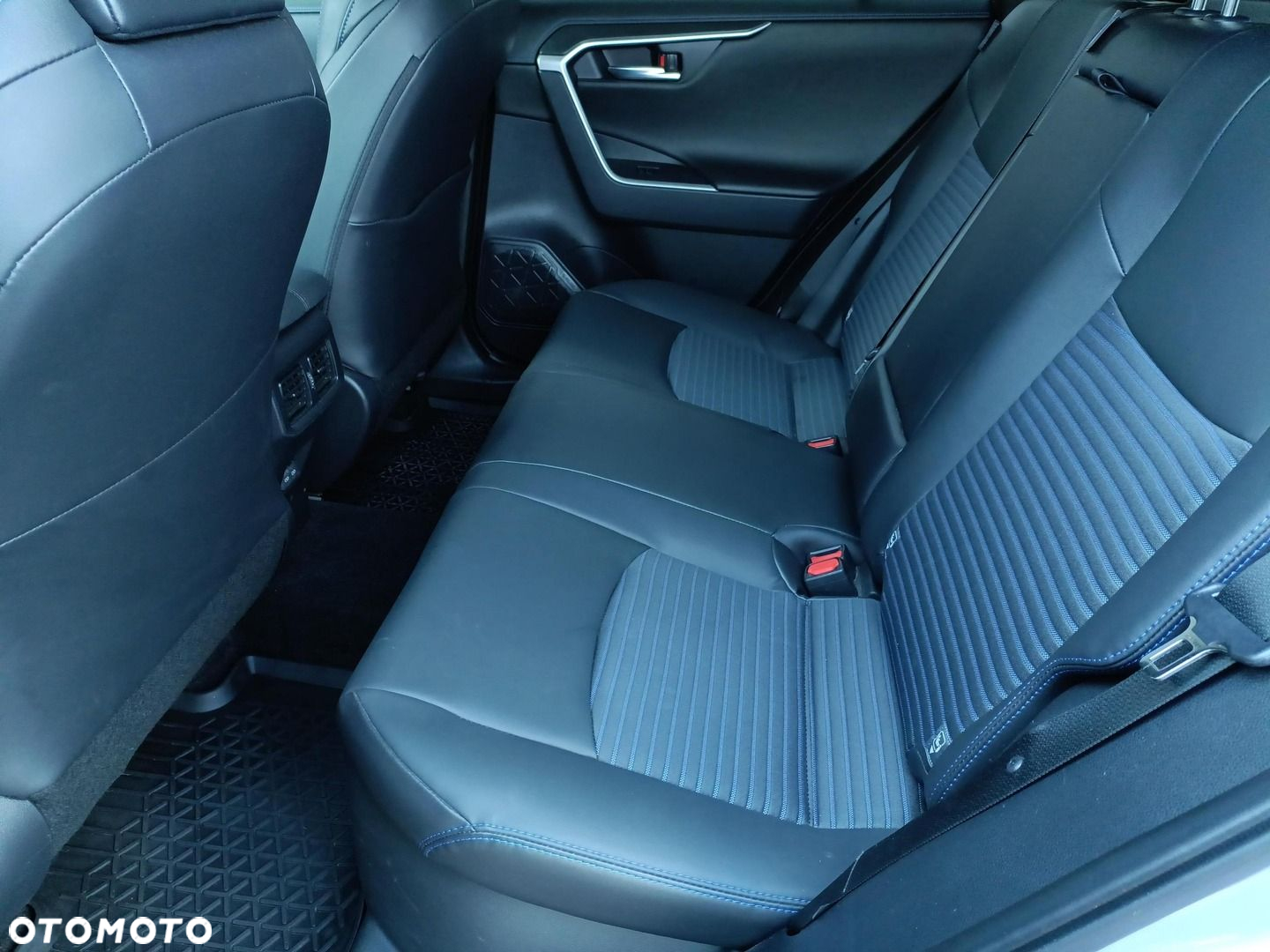 Toyota RAV4 2.5 Hybrid Selection 4x2 - 12