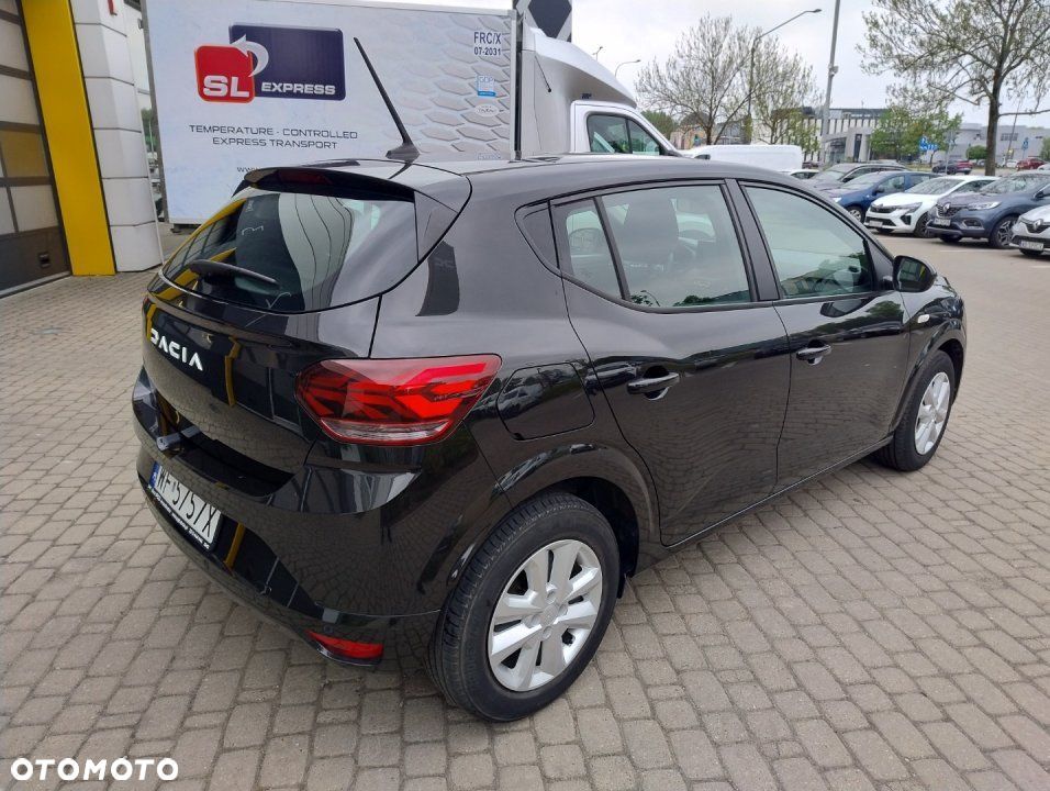 Dacia Sandero - 5