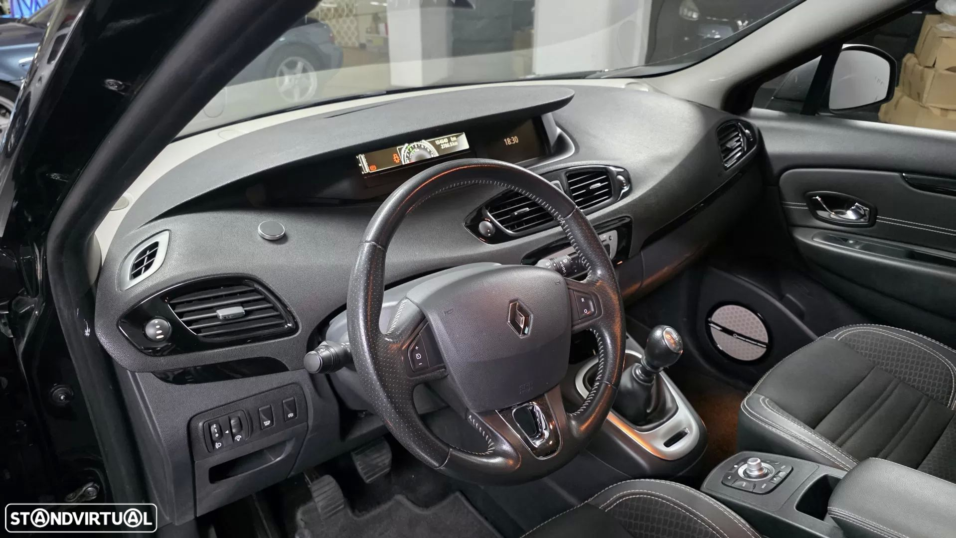 Renault Grand Scénic 1.6 dCi Bose Edition SS - 5