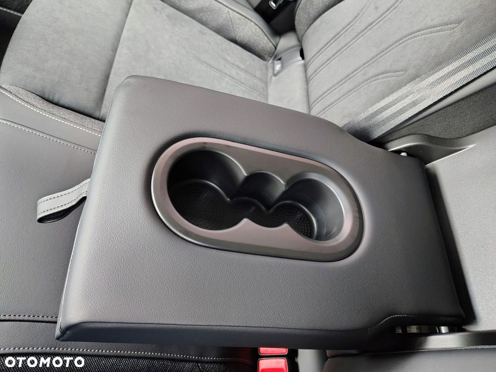 Volkswagen Golf Variant - 26