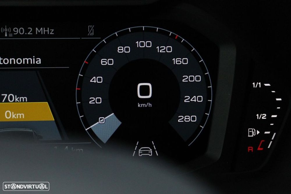 Audi Q3 45 TFSIe S tronic - 29