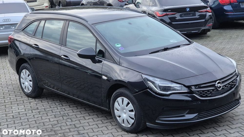 Opel Astra 1.6 CDTI Essentia