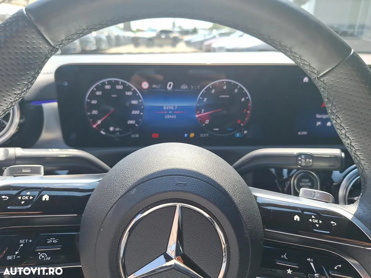 Mercedes-Benz CLA 220 4MATIC Coupe - 10