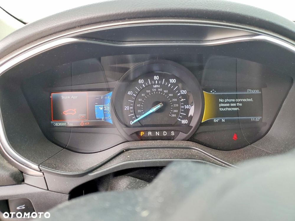 Ford Fusion - 10
