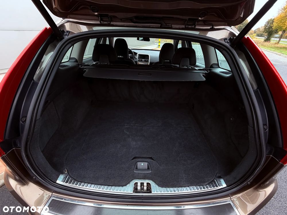 Volvo XC 60 D4 Geartronic Momentum - 38
