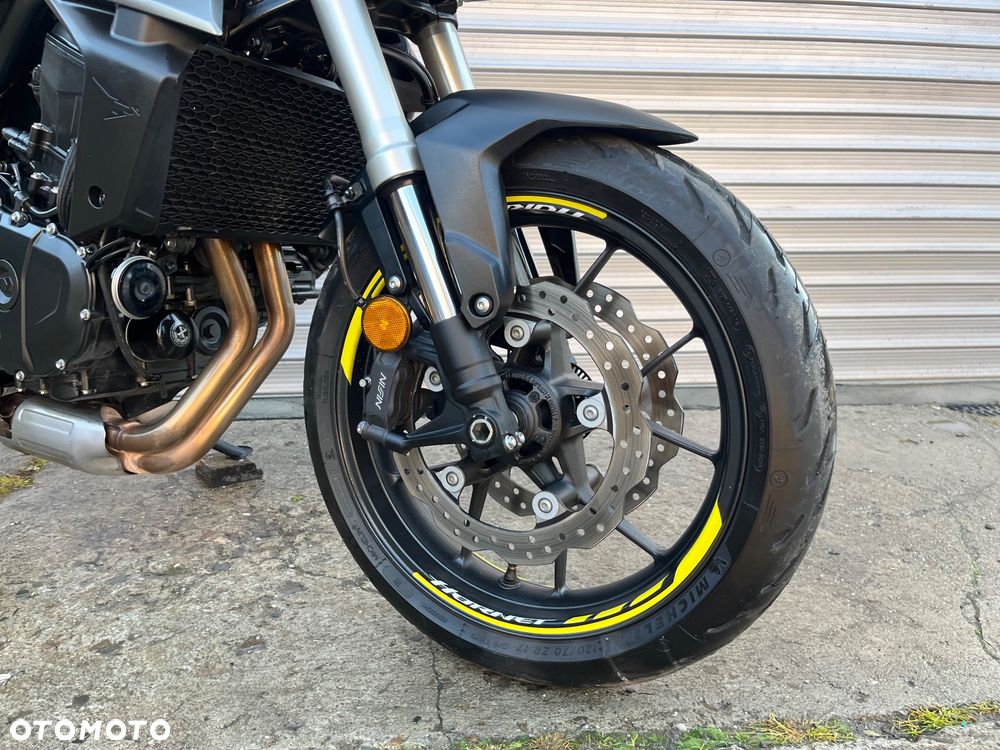 Honda Hornet - 12