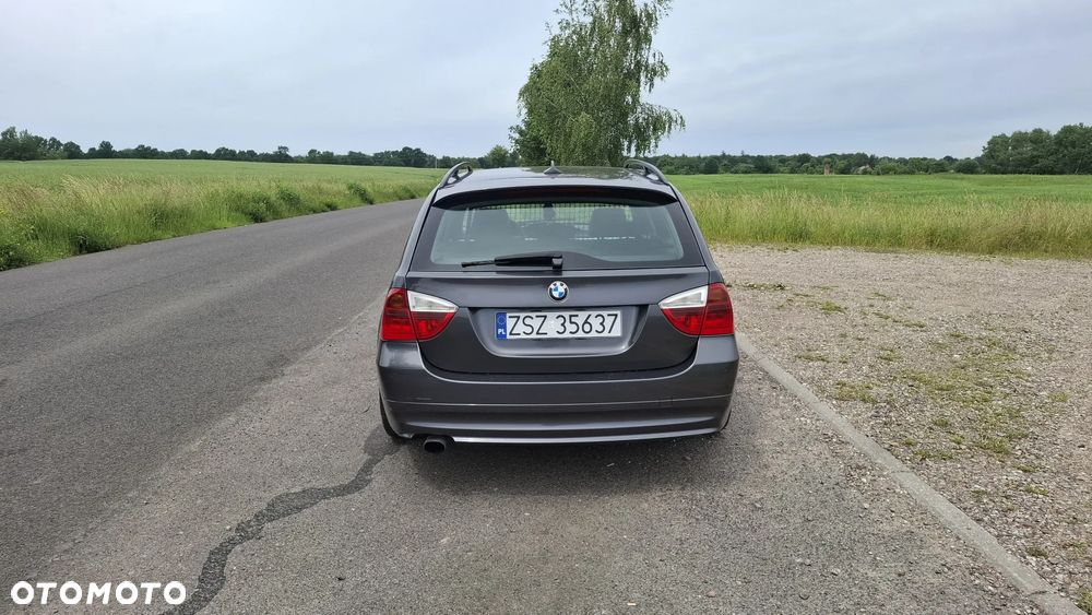 BMW Seria 3 320d - 9