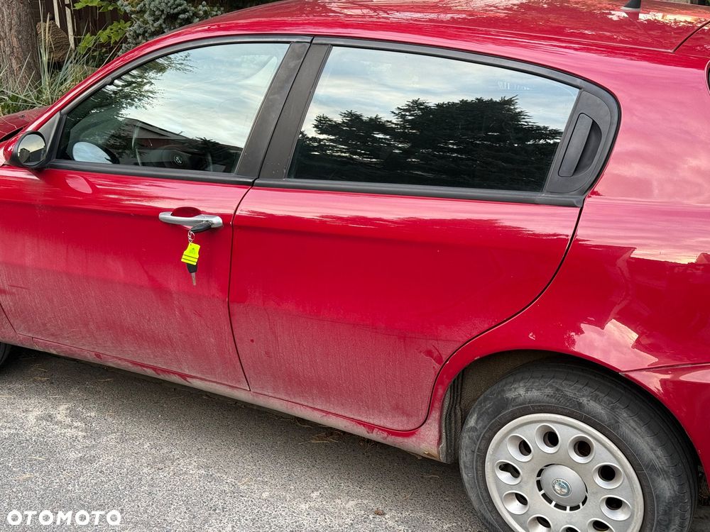 Alfa Romeo 147 1.6 Twin Spark 16V - 6
