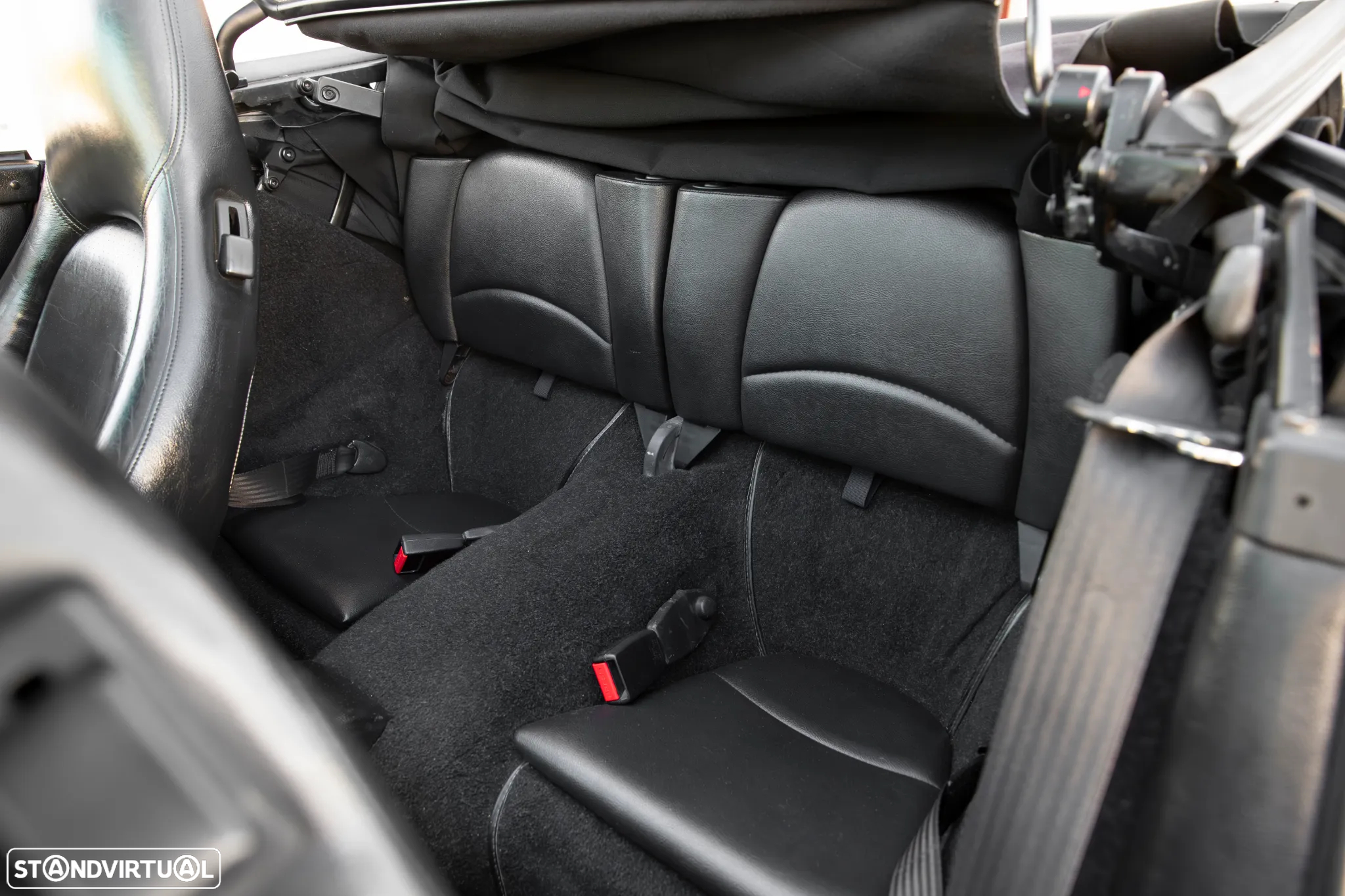 Porsche 911 (993) Cabriolet 3.6 Carrera 2 - 39