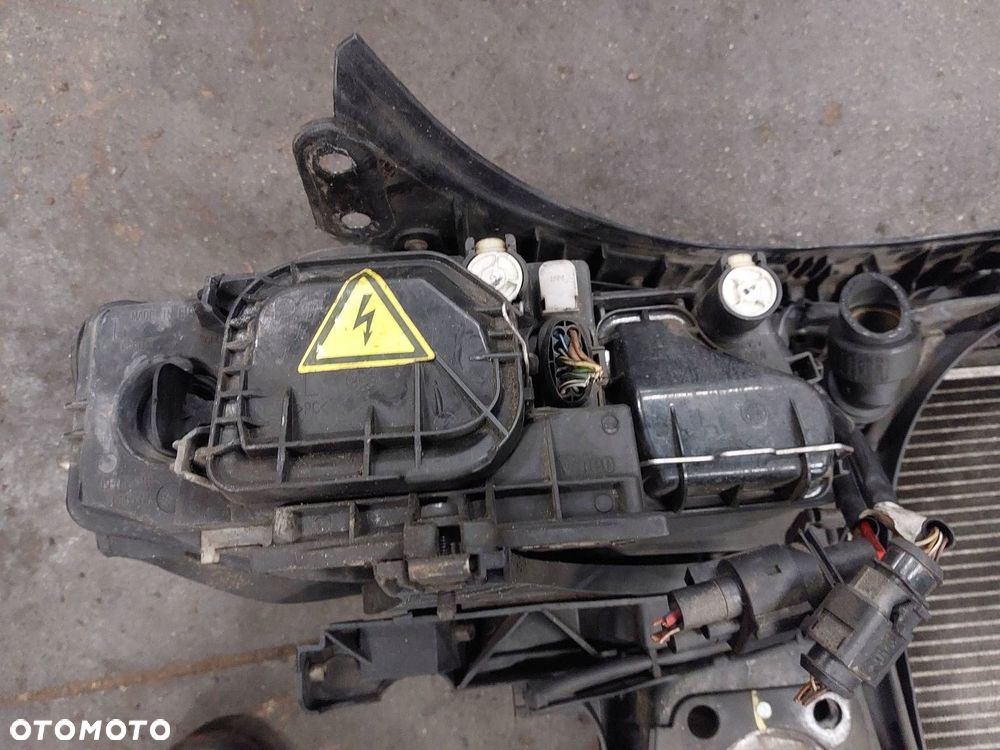 PAS PRZEDNI CHŁODNICE + LAMPY XENON KOMPLET AUDI A4 B6 EU 8E0941004S - 6