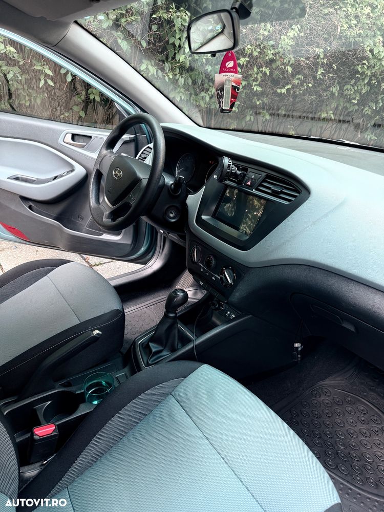 Hyundai i20 1.25 75CP M/T Comfort - 17
