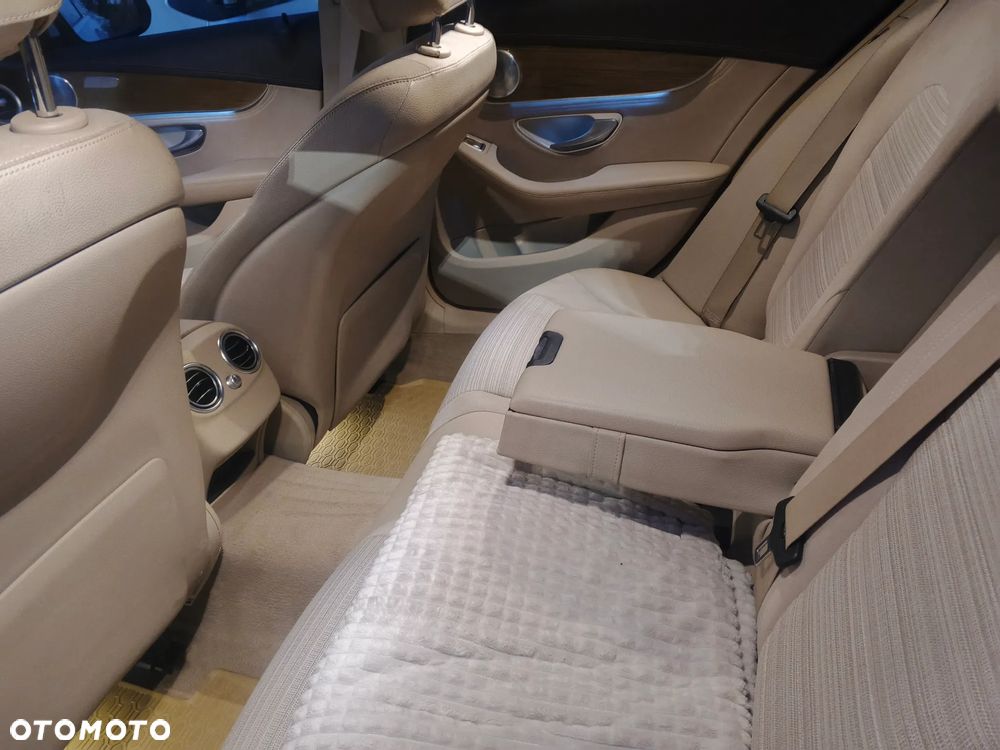 Mercedes-Benz Klasa C 200 (BlueTEC) d 7G-TRONIC - 12