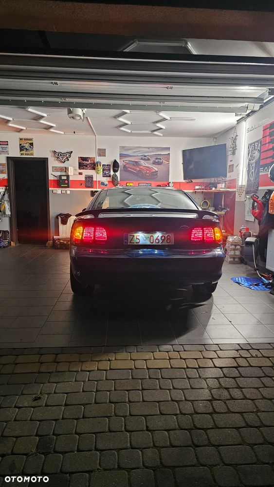 Ford Mustang - 36