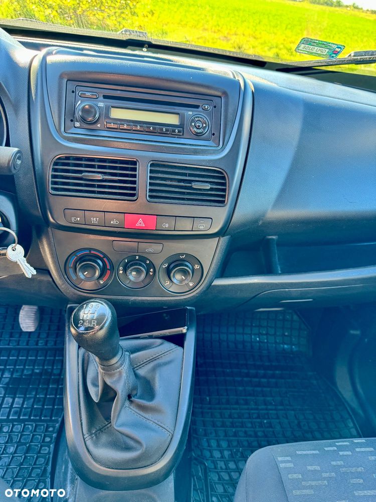 Opel Combo - 15