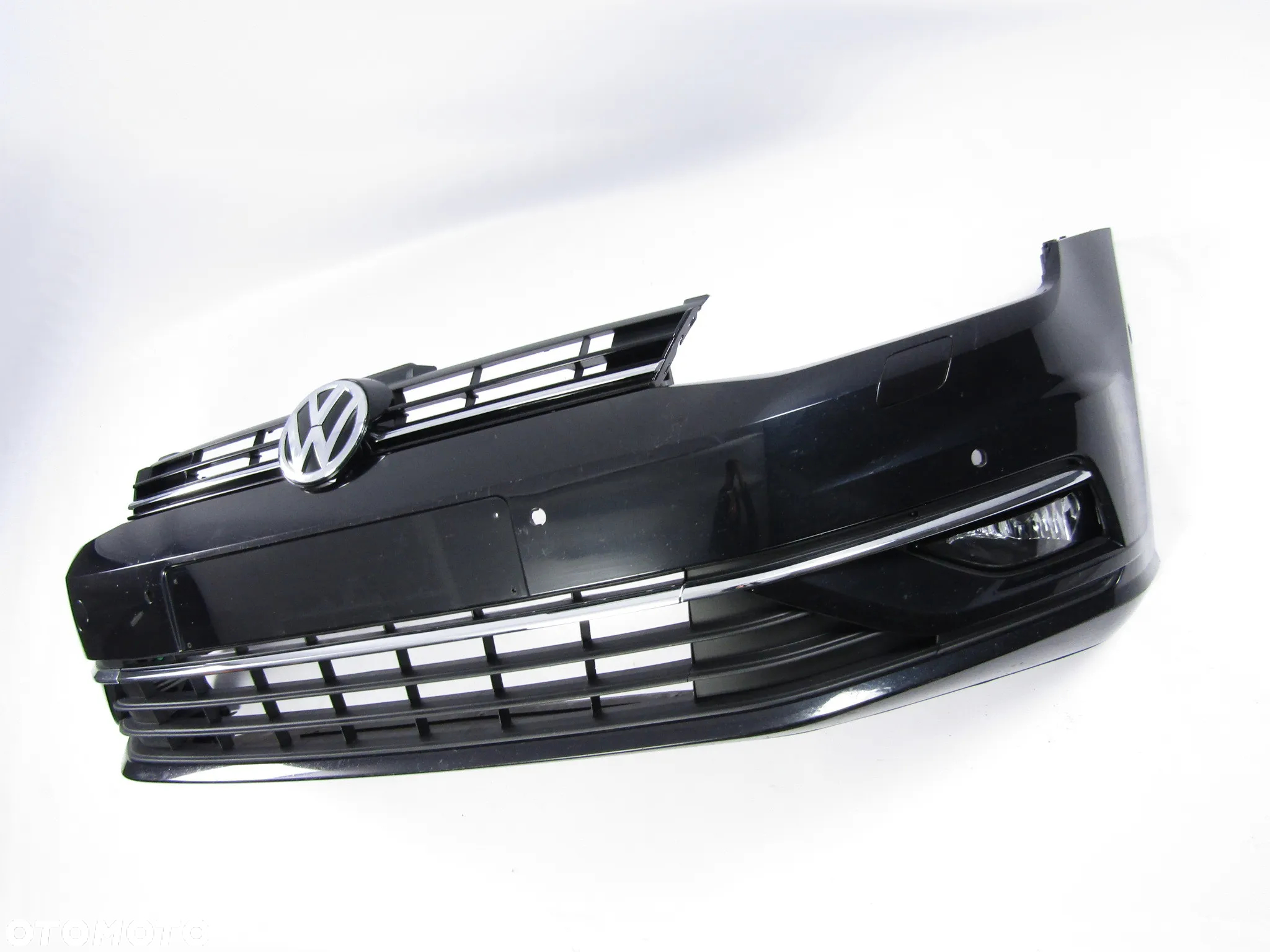 Zderzak przedni VW Golf 7 17 - 20 Sprysk. / Pdc-6 LC9X - 8