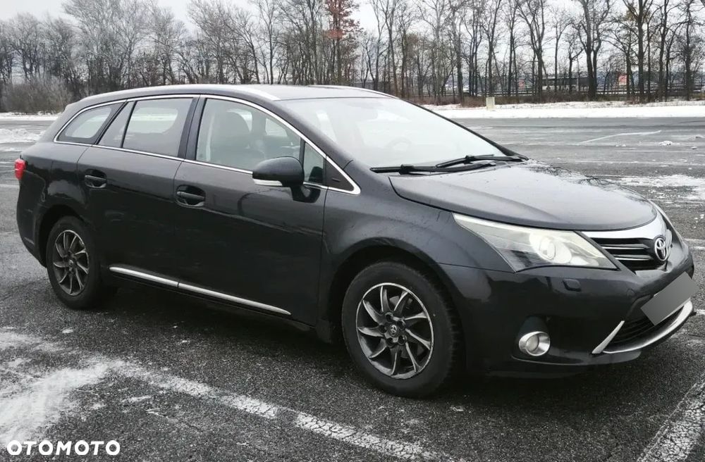 Toyota Avensis 2.0 D-4D Premium - 1