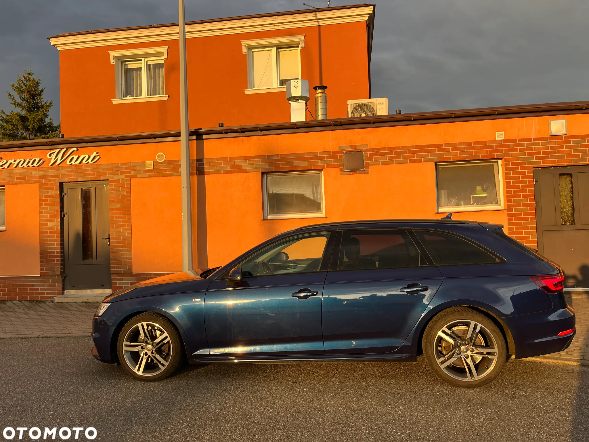 Audi A4 Avant 2.0 TDI ultra sport - 10