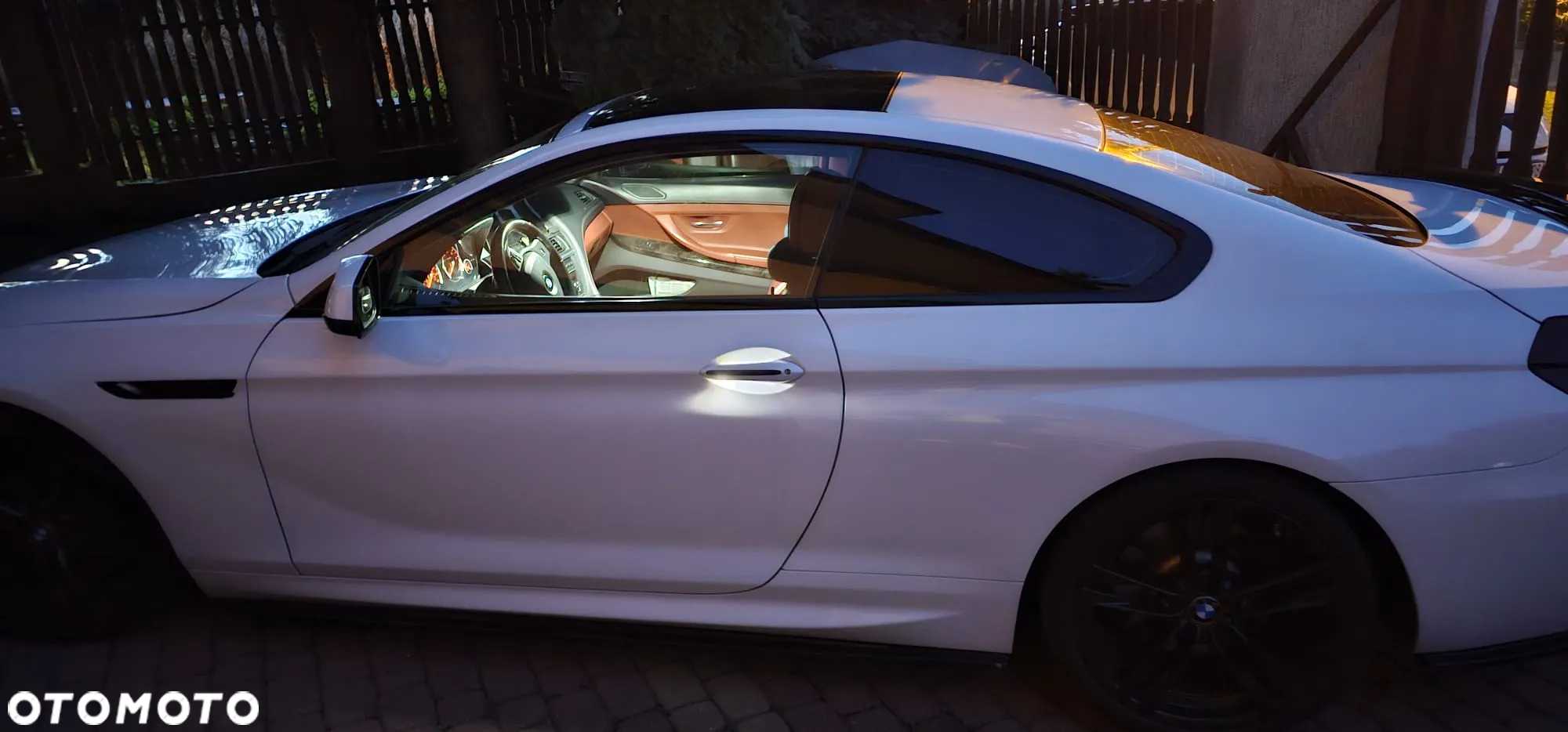 BMW Seria 6 650i - 28