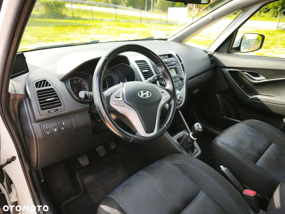 Hyundai ix20 - 11