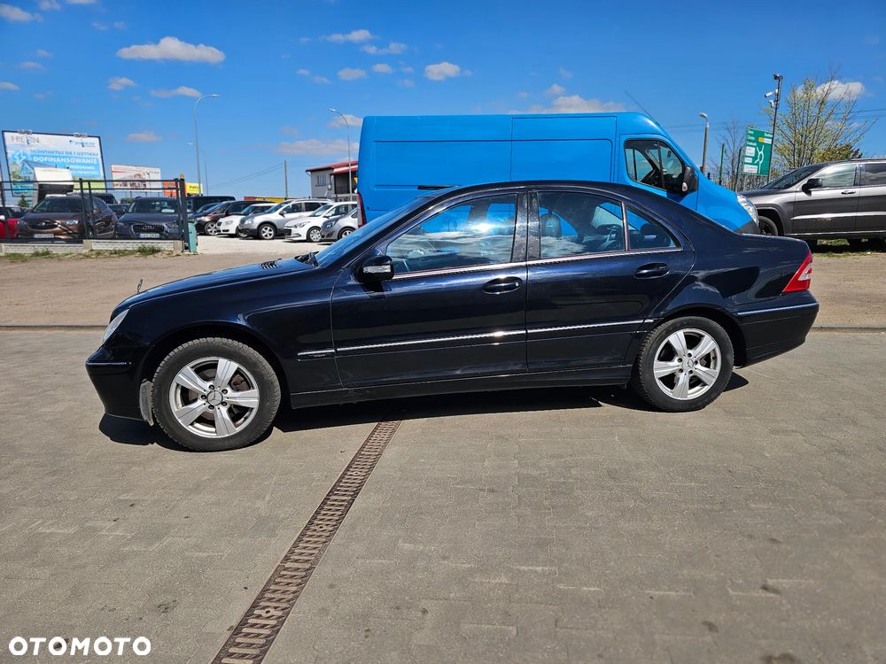Mercedes-Benz Klasa C 200 CDI Avantgarde DPF - 2