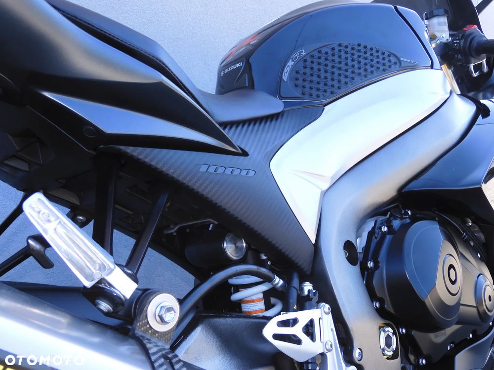 Suzuki GSX-R - 18