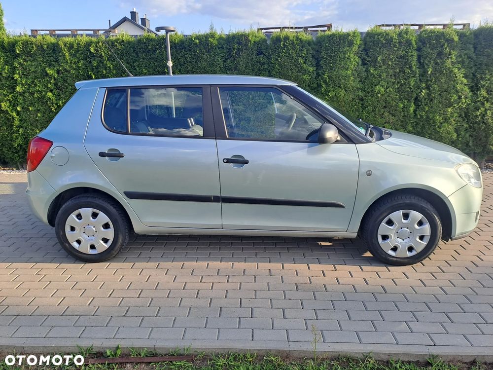 Skoda Fabia 1.2 HTP Classic - 11