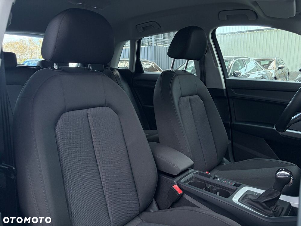 Audi Q3 - 21
