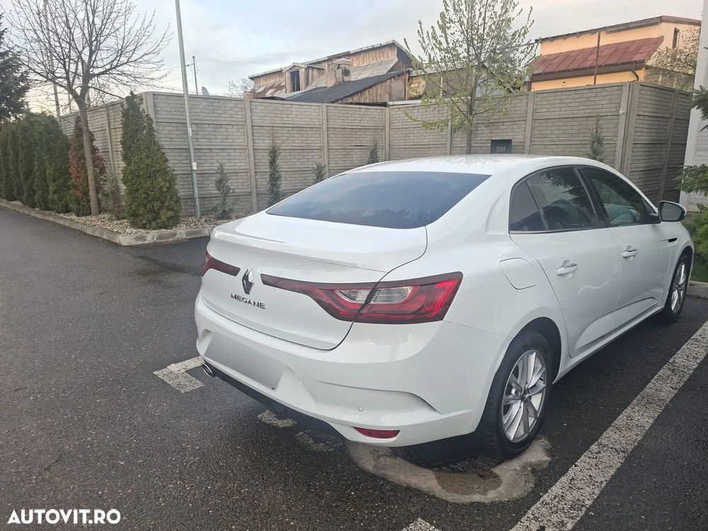 RENAULT Megane 2019 — imagine 2