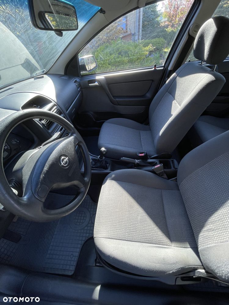 Opel Astra - 9