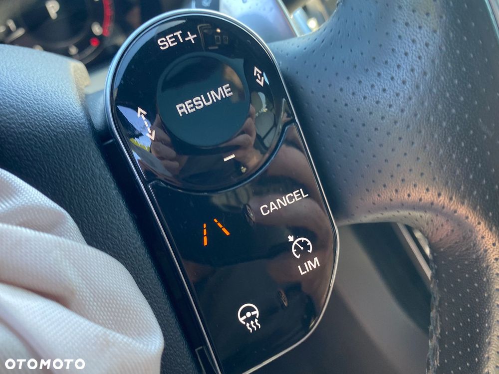 Land Rover Range Rover Velar 2.0 SD4 R-Dynamic SE - 22